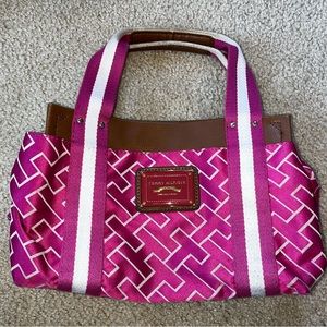 Beautiful Tommy Hilfiger Purse